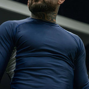 Rashguard BJJ à manches longues personnalisé pour hommes, équipement d'entraînement de grappling No-Gi durable de la marine, manches courtes OEM ODM pour garçons - Product Image 4