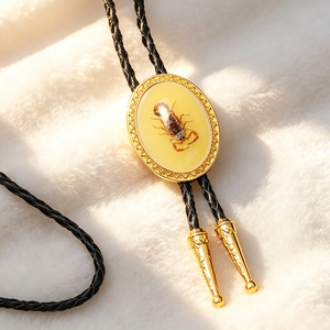 Bolo Tie Cowboy Artistique Floral Personnalisé avec Insert en Époxy Brillant et Cordon en PU Tressé pour un Style Bohème Quotidien - Product Image 6