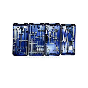 Juego de instrumentos ortopédicos DHS DCS para cirugía de trauma con implantes e instrumentos manuales de acero satinado de alta calidad - Product Image 1