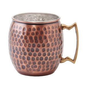 Ensemble de 4 tasses en cuivre Moscow Mule avec design martelé fabriquées à la main avec verre à liqueur pour la maison Bar Hotel Restaurant - Product Image 5