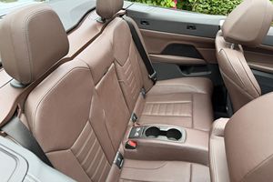 รถยนต์ปี 2020 รุ่น 430.i เปิดประทุน ไมล์น้อย เครื่องยนต์สมบูรณ์ ระบบเกียร์อัตโนมัติ หลังคาซันรูฟแบบพาโนรามา ไฟ LED 6 ที่นั่ง มาตรฐานยูโร 6 พร้อมส่ง - Product Image 6