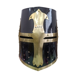 Casque de Chevalier Templier Noir Artisanal avec Croix en Laiton – Réplique Historique pour Fêtes et Costumes de Cosplay - Product Image 1