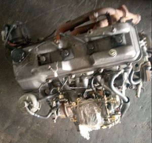 Toyota Hiluxx d'occasion, moteur 2.7L 3RZ fabriqué en [lieu de fabrication] - Product Image 2