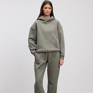 Conjunto Deportivo Informal de Dos Piezas con Capucha y Pantalones Jogger, Diseño Nuevo, Color Verde Salvia, Hombros Caídos, Bolsillos, para Mujer, Gimnasio, Entrenamiento, Ropa Deportiva - Product Image 1