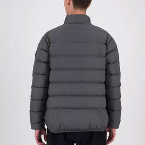 เสื้อแจ็คเก็ตพัฟเฟอร์แบบขายส่ง ผลิตจากวัสดุรีไซเคิล |   เสื้อโค้ทบุผ้านุ่มแบบยั่งยืนสั่งทำพิเศษ |   เสื้อผ้าฤดูหนาวน้ำหนักเบาและอบอุ่น - Product Image 2