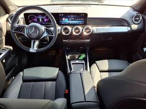 ใช้อย่างประณีต2024 M-ercedes-B-ENZ glb-Class glb 250 4MATIC 4dr SUV AWD - Product Image 2