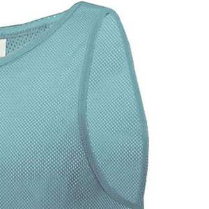 Débardeur de sport respirant en polyester bleu clair à col rond pour homme INDEX – Idéal pour l'e-sport et l'entraînement - Product Image 4