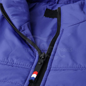 Chaqueta Acolchada para Hombre de Alta Calidad, 100% Algodón, Transpirable, con Cuello Alto y Logotipo Frontal, con Opciones Personalizables - Product Image 6