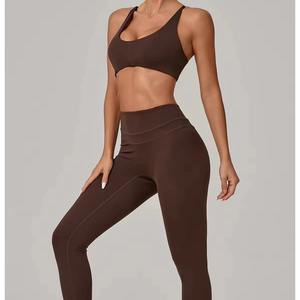 Vêtements de sport personnalisés, vêtements de sport actifs, ensemble de yoga deux pièces, vêtements pour femmes, centre de remise en forme, soutien-gorge de sport à dos nageur - Product Image 1