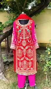 ชุดสูทปาร์ตี้แฟชั่นอินเดียปักด้วยมือจากนักออกแบบสมัยใหม่สำหรับงานปาร์ตี้สไตล์ดั้งเดิม - Product Image 2