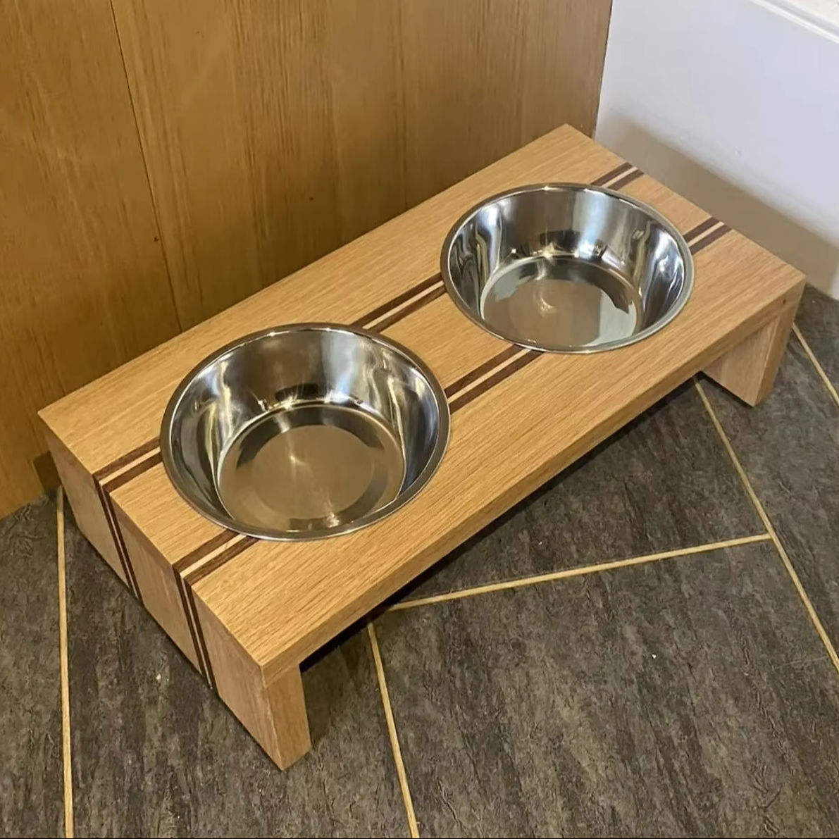 สีน้ำตาล