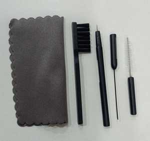 Widex Kit de nettoyage d'électronique grand public spécialisé Matériau plastique pour l'entretien des oreilles et des appareils auditifs - Product Image 1