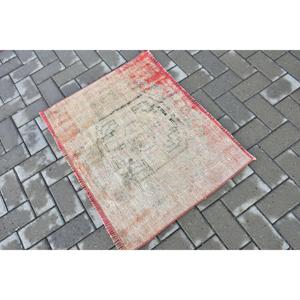 Turkish Rug 2.2x2.9 ft, <b>Red</b> Gray Southwestern <b>Wool</b> Vintage Rug - Product Image 2
