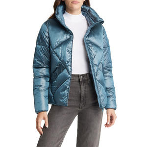 Veste matelassée personnalisée vestes à bulles zippées pour femmes-Meilleures ventes de vestes matelassées en gros au Pakistan - Product Image 2