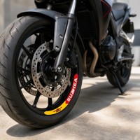Autocollant de transfert personnalisé en caoutchouc vulcanisé imperméable pour pneus de moto – Identification des pneus