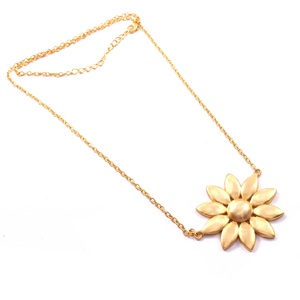 Collar con colgante de plata de ley 925 estilo flor clásica, joyería fina de diseño único para mujer con chapado en oro y rodio - Product Image 2