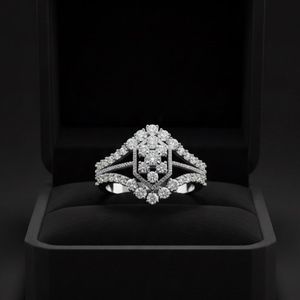 แหวนเพชรทองคำขาว 14 กะรัต วินเทจ สำหรับผู้หญิง แหวนพลอยสวยงามสำหรับงานแต่งงาน งานหมั้น ของขวัญวันครบรอบ หรืองานเลี้ยง - Product Image 1