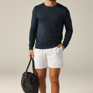 Pantalones cortos de alta calidad con logotipo personalizado al por mayor, pantalones cortos deportivos ligeros y finos de poliéster para gimnasio con bolsillo y cordón para hombre - Product Image 4