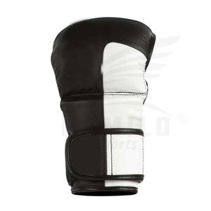 ถุงมือชกมวยสำหรับเยาวชนผ้าหนังทนทานสำหรับฝึกซ้อมและแข่งขันอุปกรณ์ศิลปะการต่อสู้ - Product Image 3