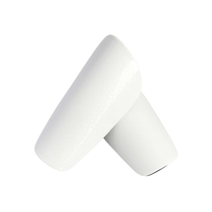 Protège-tibias de football avec coque ergonomique solide et dos souple pour l'entraînement en match et la protection sportive Protège-tibias - Product Image 1