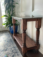 Pieds de meubles élégants et ronds de la marque EFS, écologiques, durables et faciles à installer pour les armoires, les tables et les tabourets