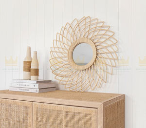 Grand miroir en rotin design Boho fabriqué à la main à partir de rotin Miroir mural décoratif Prix bon marché - Product Image 3