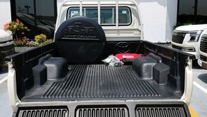Meilleure Offre LandCruisers LC70 LX V6 Édition 70e Anniversaire Modèle Limité - Product Image 5