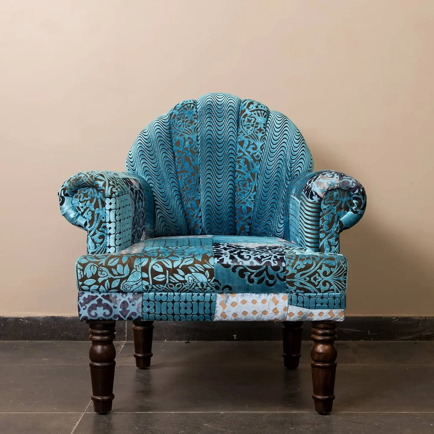 Эксклюзивная Продажа этнической индийской мебели ручной работы дизайн одноместный диван для промышленного и коммерческого использования по оптовым ценам