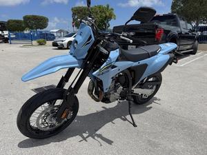 Motocicleta DR-Z4SM 2025 - Product Image 2