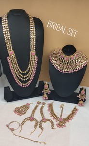 Indian Traditional & Fashionable Gold Plated Designer Antique Full Bridal <b>Jewellery</b> Necklace <b>Set</b> WithMaangTikka for <b>Girl</b> & Women - Product Image 2
