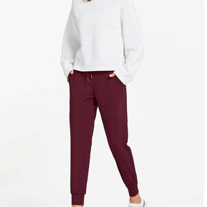 Pantalon de jogging pour femme, hiver 2026, haute qualité, tendance, mélange polyester/coton, logo personnalisé, coupe décontractée, taille élastique mi-haute - Product Image 5