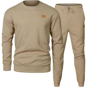 Survêtement tricoté avec impression personnalisée pour hommes, tenue de jogging d'hiver avec logo, ensemble de 2 t-shirts de sport pour le fitness et la salle de sport - Product Image 5