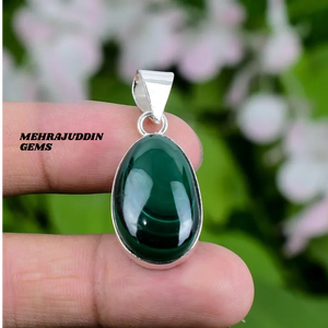 Collar con colgante de piedras preciosas de malaquita en forma de cabujón hecho a mano de Plata de Ley 925, joyería de moda para niños - Product Image 6