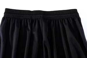 Costume de sport d'été à manches courtes maillot de football avec taille élastique uniformes de football respirants avec logo personnalisé en gros - Product Image 2