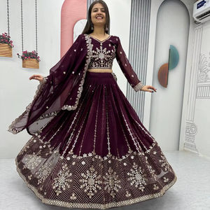Georgette lehenga ผ้าทอลายปักสีแดงเข้มกับงานแต่งหนัก, ชุดเจ้าสาว, ชุดแต่งงาน lehenga, ชุดเจ้าสาว - Product Image 1