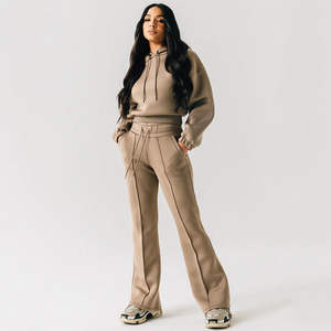 Ensemble de survêtement sportif à capuche pour femmes, fabricant OEM ODM, ensemble de vêtements de sport deux pièces pour l'entraînement et l'usage quotidien - Product Image 6