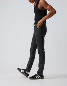 Jeans de Mezclilla Desgastados para Hombre, Gruesos y Lisos con Estampado, Decoraciones Lavadas y con Agujeros para Todas las Temporadas - Product Image 4