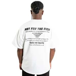 Camiseta Blanca Extra Grande para Hombre, 280GSM, Algodón Orgánico, Hombros Caídos, Estilo Urbano, con Estampado Grande en la Espalda - Product Image 2