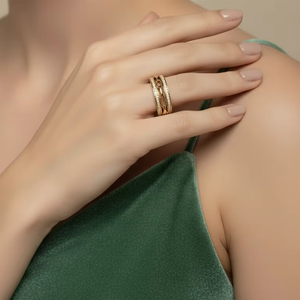 แหวนเพชรทรงคิวบันลิงค์ทองคำ 14k ดีไซน์เก๋ไก๋ ประดับเพชรธรรมชาติ 54 เม็ด รับรองโดย IGI สำหรับผู้หญิง - Product Image 5