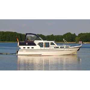 Pedro Skiron 35 Premium <b>Boat</b> <b>Cover</b> for Optimal Watercraft Protection - Product Image 3