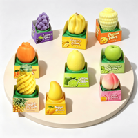 Assortiment de glaces exotiques aux fruits en forme 3D, saveurs mangue, fraise, pêche, citron, ananas, raisin, chocolat, en boîte, prêtes à consommer