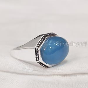 Vente en gros de bagues pour hommes en calcédoine bleue naturelle, pierres précieuses, bagues de naissance de toutes tailles, bijoux ottomans faits à la main, bagues en argent sterling 925 - Product Image 1