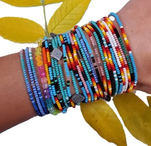 Bracelet de perles de rocaille colorées pour filles bijoux Boho faits à la main Bracelet perlé à la mode avec perles de rocaille avec un design personnalisé - Product Image 4