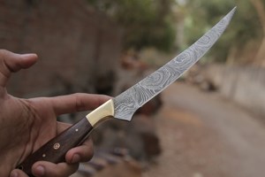 Cuchillo De Filete de acero de Damasco hecho a mano con hoja de 8 pulgadas, ambidiestro, Extra afilado, mango de madera Pakka estabilizado, personalizable - Product Image 5