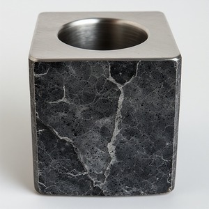 Moderno Portacepillos de Dientes de Metal para Baño, Ecológico, Duradero, Diseñado para una Vida Organizada, que Ofrece Resistencia, Precisión y Detalle - Product Image 3