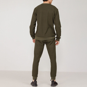 Vente en gros Survêtement personnalisé pour hommes de qualité supérieure respirant 100% coton Vêtements d'entraînement Sweats à capuche durables Sweatshirts à bas prix - Product Image 6