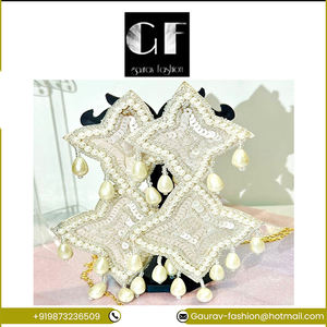 Boucles d'oreilles créoles colorées de meilleure qualité, meilleures ventes d'exportation indienne pour les fêtes, les mariages et les festivals - Product Image 2