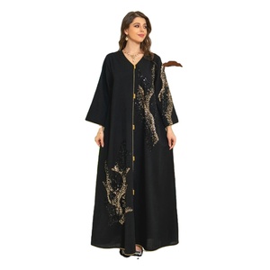 Vestido Abaya de Manga Larga de Poliéster Transpirable con Bordado Floral de Talla Grande para Mujer Musulmana 2024 - Elegante, Casual y Holgado de Lujo - Product Image 1