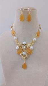 Conjunto de collar de rubí profundo de estilo étnico, lujosa joyería de moda de latón con ornamentación de lágrima única, diseño de producto a granel - Product Image 5