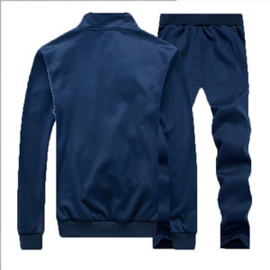 Vente en gros de survêtements à manches longues de qualité supérieure tissu confortable sur mesure couleur unie vêtements de sport à la mode pour hommes - Product Image 5